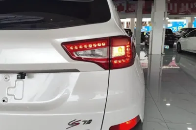 Changan CS75 2016, 110700 км, за 37076.12 CNY - фото 9