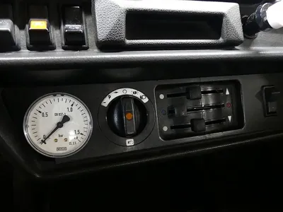 Mercedes-Benz G-Class 1982, 3019 км, за 75000000 KRW - фото 18