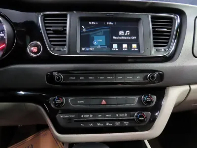 Kia Canival 2017, 311498 км, за 6500000 KRW - фото 12