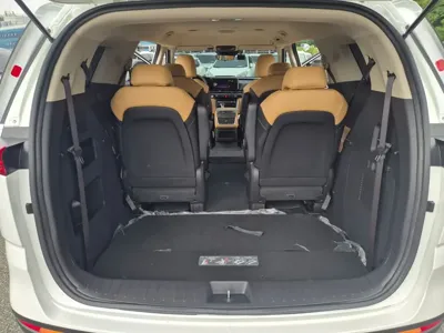 Kia Canival 2023, 67334 км, за 23300000 KRW - фото 9