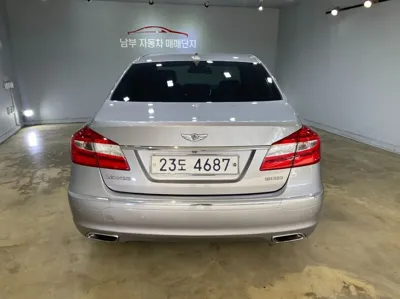 Hyundai Genesis 2012, 239101 км, за 4300000 KRW