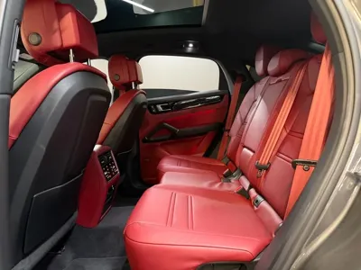 Porsche Cayenne 2023, 14000 км, за 110000000 KRW - фото 8