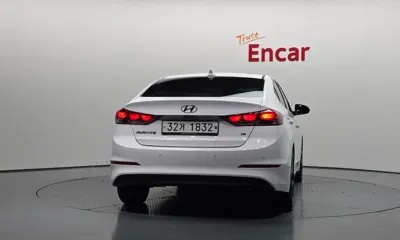 Hyundai Avante 2018, 128337 км, за 7600000 KRW