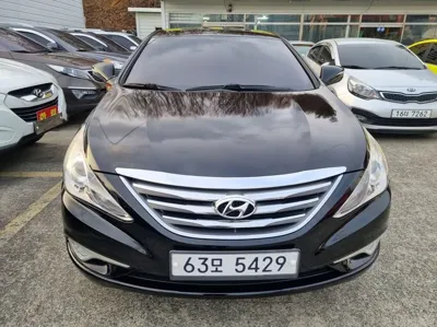 Hyundai Sonata · 2013 год