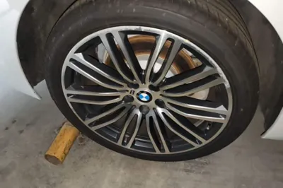 BMW 5 Series 2018, 132400 км, за 145055.96 CNY - фото 11