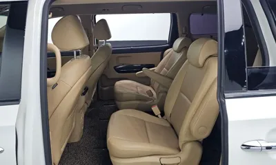 Kia Canival 2017, 115818 км, за 11000000 KRW - фото 11