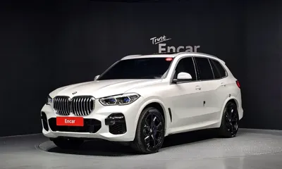 BMW X5 · 2022 год