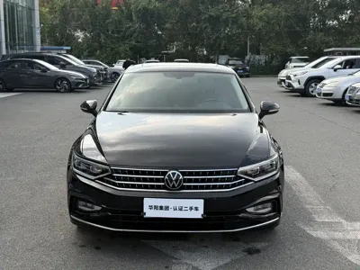 Volkswagen Magotan 2024, 85000 км, за 97899 CNY