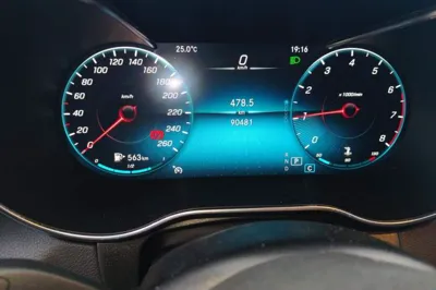 Mercedes-Benz GLC Coupe 2020, 90399 км, за 157401.72 CNY - фото 12