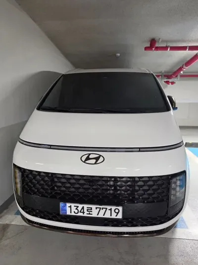 Hyundai Staria · 2025 год