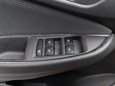 Chevrolet Cruze 2018, 80000 км, за 19800 CNY - фото 9