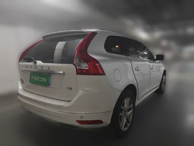 Volvo XC60 2017, 102600 км, за 65955.62 CNY - фото 6