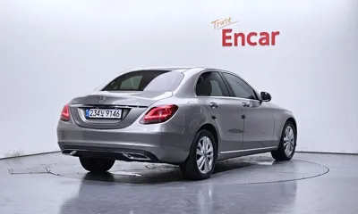 Mercedes-Benz C-Class 2019, 121652 км, за 18300000 KRW - фото 2