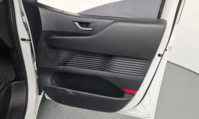 Hyundai Staria 2022, 43939 км, за 23000000 KRW - фото 25
