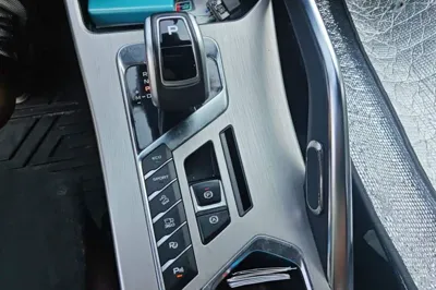 Geely Auto Coolray 2019, 111900 км, за 37748.47 CNY - фото 6