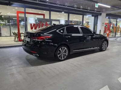 Genesis G80 2017, 175838 км, за 12000000 KRW