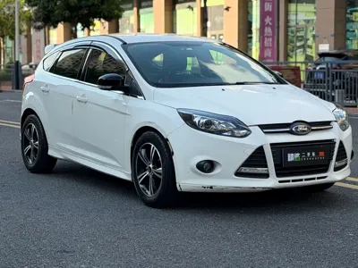 Ford Focus 2014, 98000 км, за 13799 CNY