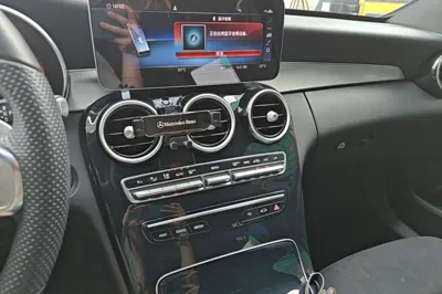 Mercedes-Benz C-Class 2019, 77700 км, за 113730.27 CNY - фото 15