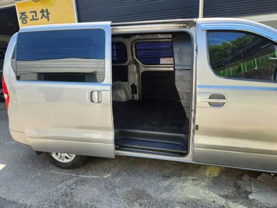Hyundai Starex 2019, 183186 км, за 9500000 KRW - фото 19