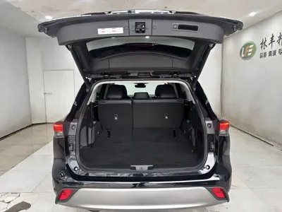 Toyota Highlander 2024, 33000 км, за 198800 CNY - фото 28