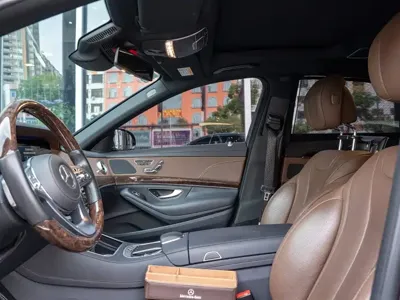 Mercedes-Benz S-Class 2020, 100000 км, за 338000 CNY - фото 18