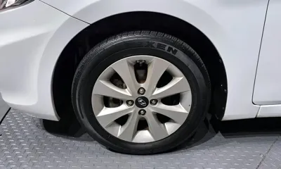 Hyundai Accent 2016, 107432 км, за 5900000 KRW - фото 5