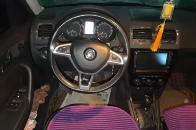 Skoda Yeti 2017, 73700 км, за 44431.19 CNY - фото 10