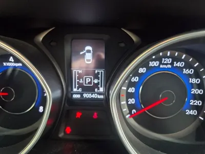 Hyundai Avante 2014, 90500 км, за 6550000 KRW - фото 4