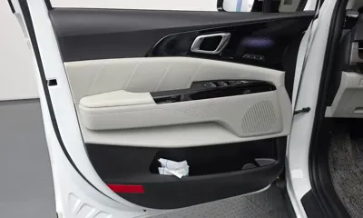 Kia Canival 2023, 47749 км, за 28800000 KRW - фото 24