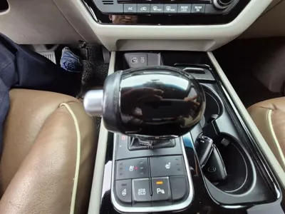Kia Canival 2015, 148860 км, за 10500000 KRW - фото 13