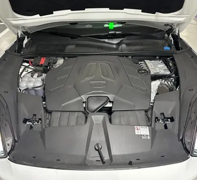 Porsche Cayenne 2024, 15000 км, за 145500000 KRW - фото 9