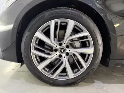 Mercedes-Benz E-Class 2025, 44000 км, за 329000 CNY