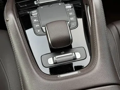 Mercedes-Benz GLS 2023, 41000 км, за 658800 CNY - фото 19