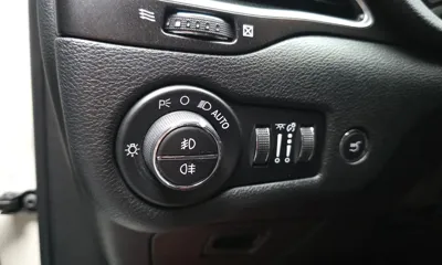 Jeep Cherokee 2019, 85544 км, за 16500000 KRW - фото 34