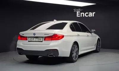 BMW 5-Series 2018, 111280 км, за 23400000 KRW