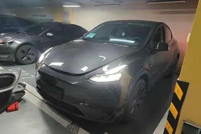 Tesla Model Y · 2024 год