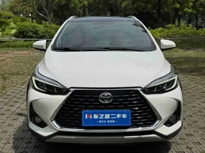 Toyota Yaris L 2022, 16000 км, за 69800 CNY