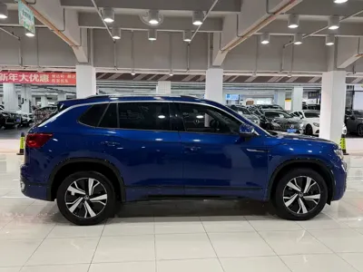 Volkswagen 探岳 GTE 2022, 46000 км, за 89800 CNY