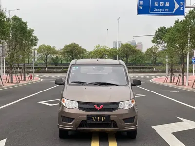 Wuling Hongguang 2016, 50000 км, за 17800 CNY - фото 2