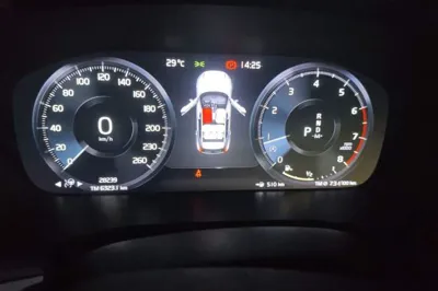 Volvo XC40 2020, 28200 км, за 84084.05 CNY - фото 8