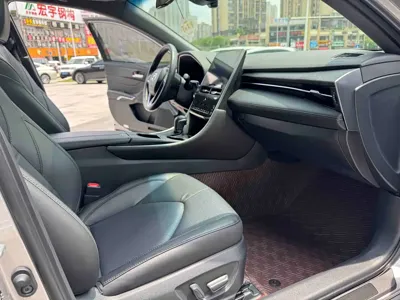 Toyota Avalon 2024, 14000 км, за 133000 CNY - фото 12