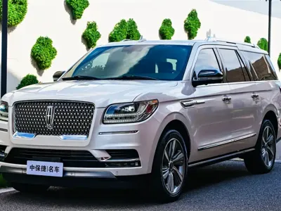 Lincoln Navigator · 2018 год