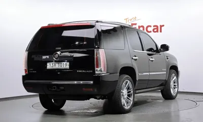 Cadillac Escalade 2011, 177545 км, за 11500000 KRW