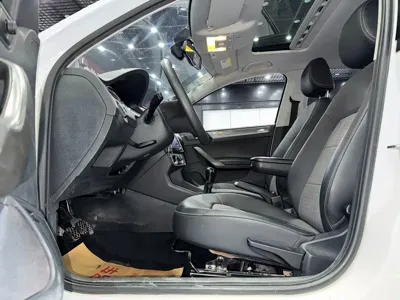 Volkswagen Santana 2018, 120000 км, за 20800 CNY - фото 8