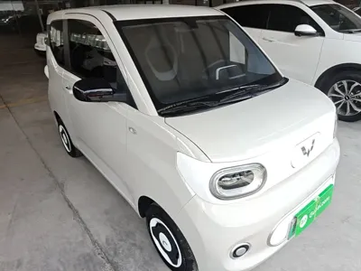Wuling MINIEV 2025, 13400 км, за 32200 CNY