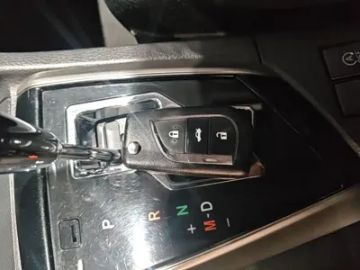 Toyota Levin 2017, 71300 км, за 43500 CNY - фото 9