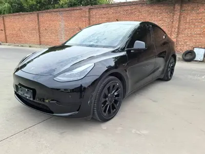 Tesla Model Y 2023, 62000 км, за 159800 CNY - фото 1