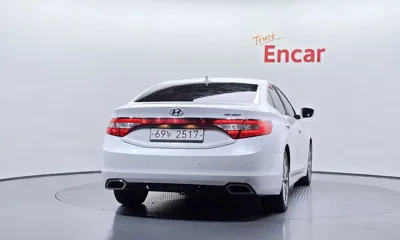 Hyundai Grandeur 2015, 126777 км, за 7500000 KRW