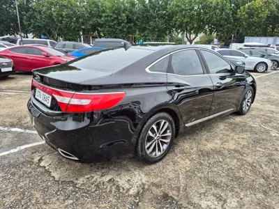 Hyundai Grandeur 2012, 234000 км, за 2900000 KRW