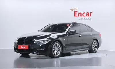 BMW 5-Series · 2017 год